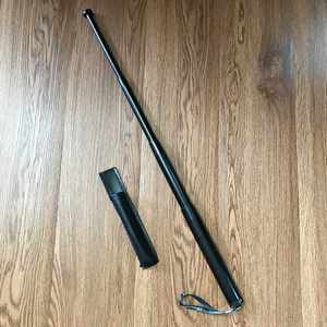 响尾蛇甩棍:执法与个人防卫的秘密武器